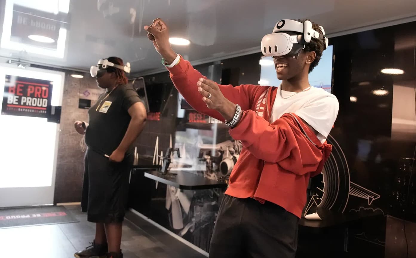 Cover Image for Boys & Girls Clubs of Northeast Florida Students Explore Skilled Trades with Groove Jones’ VR Experiences